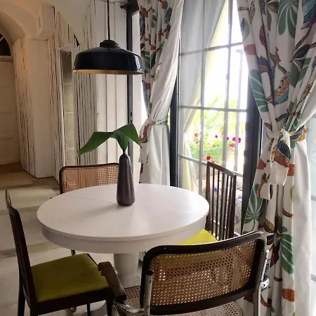 Apartamentos Tukasa Vintage Caces Zewnętrze zdjęcie